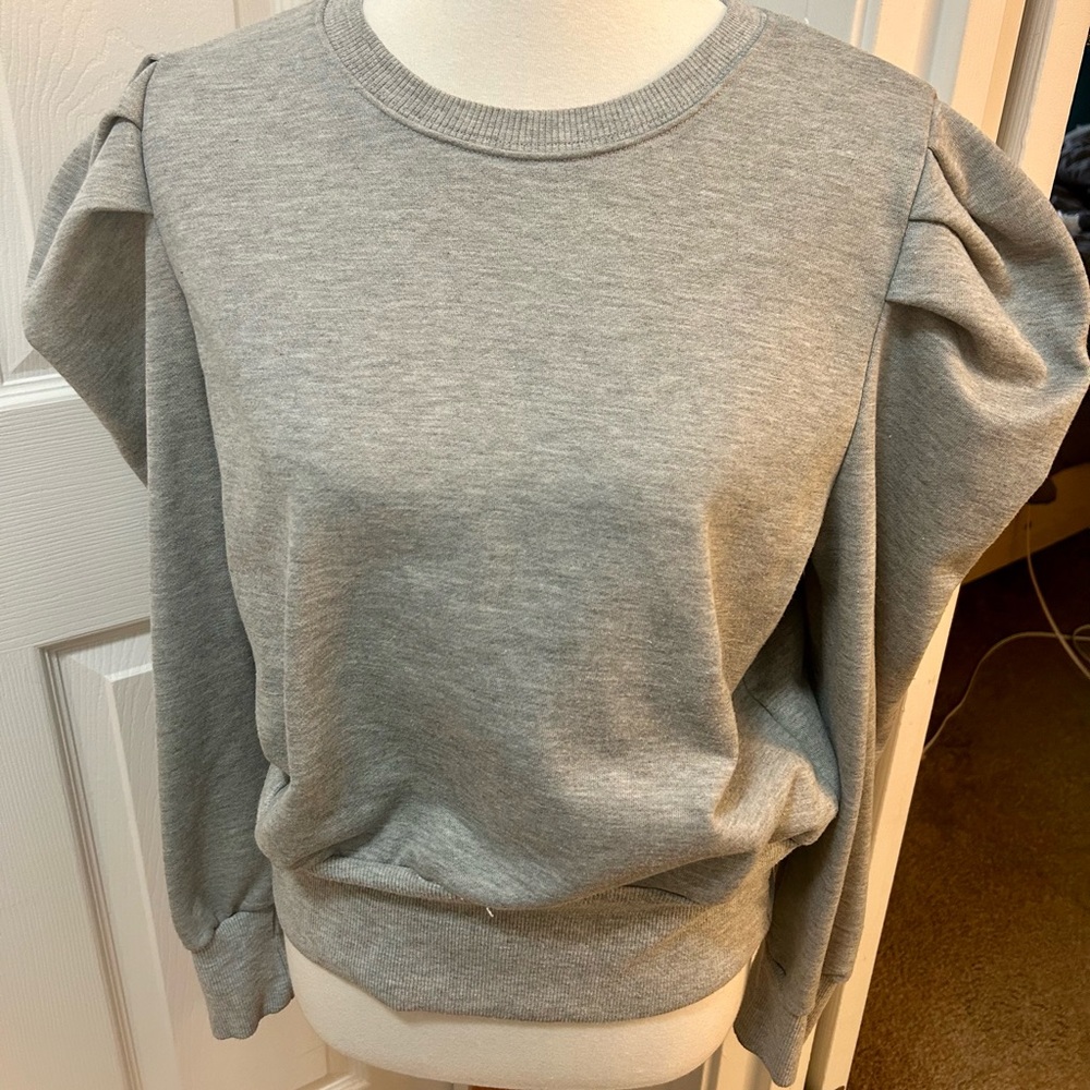 PUFF SLEEVE SWEATER